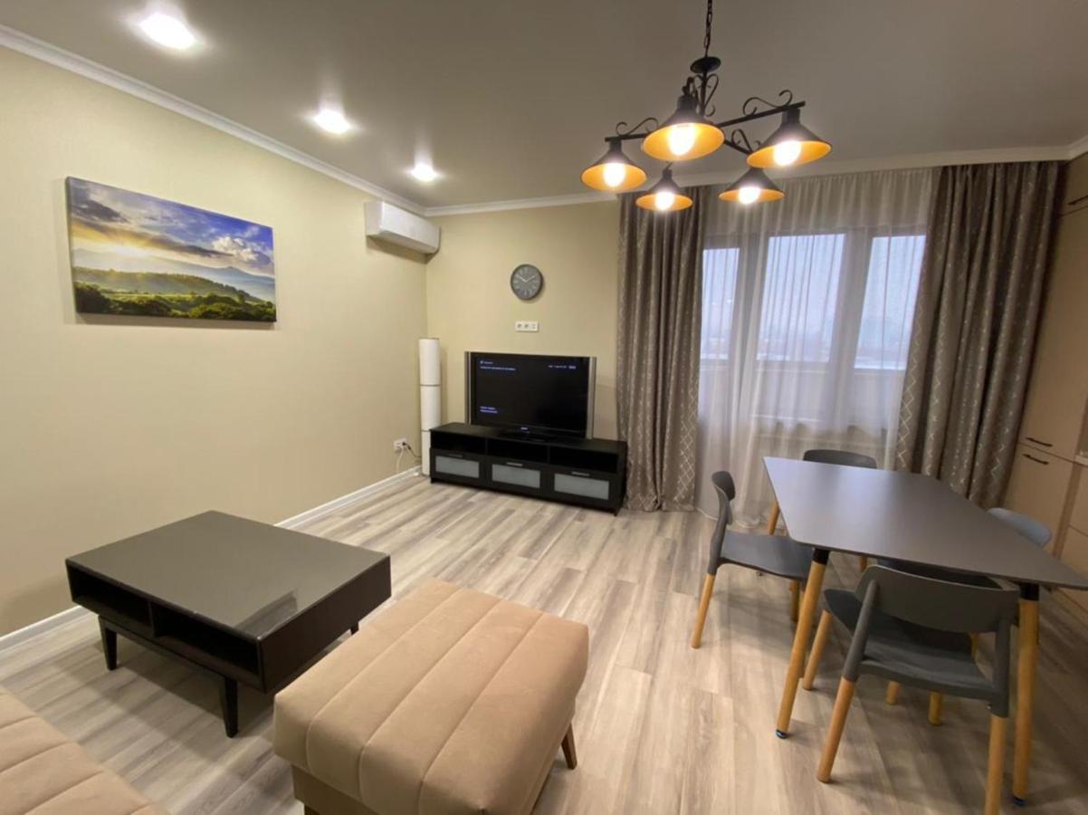 Vip Apartment Mountain View Αλμάτι Εξωτερικό φωτογραφία